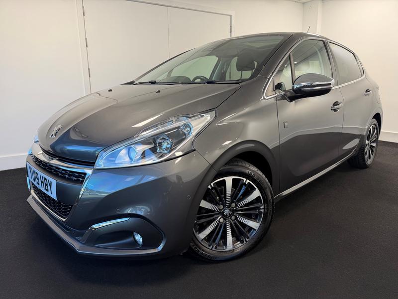 Peugeot 208 Photo 9dc9b88f-c634-4236-b767-eaef1708e517.jpg
