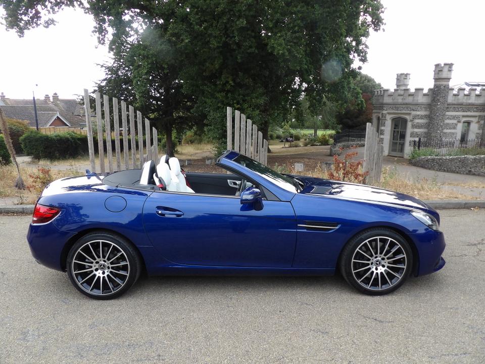 Used Mercedes-Benz SLC AD19DZJ 23
