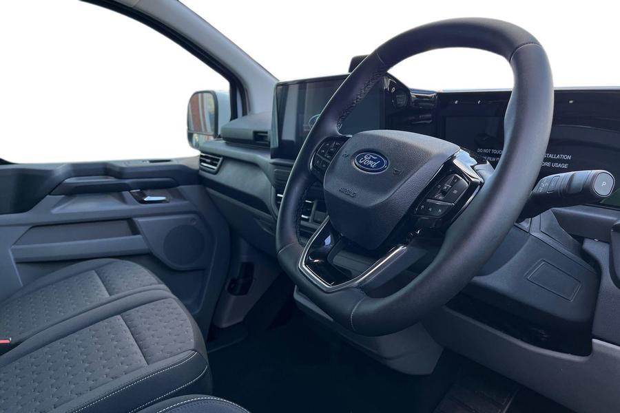 Ford TRANSIT CUSTOM Photo 9de9efb3-a39a-4fb2-a12c-cf7471149c8f.jpg