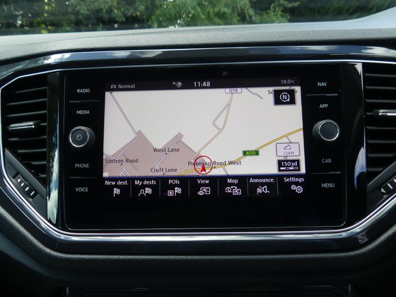 Volkswagen T-Roc Photo 9e152db7-5962-4e35-8b9b-98835b527d74.jpg