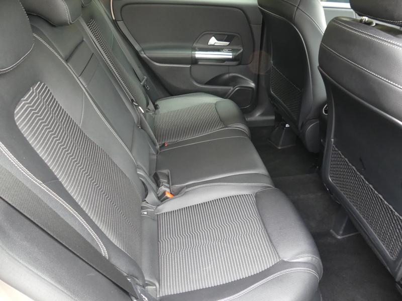 Mercedes-Benz B Class Photo 9e1cd2cd-15a0-4f35-9cb9-c2aefa131052.jpg