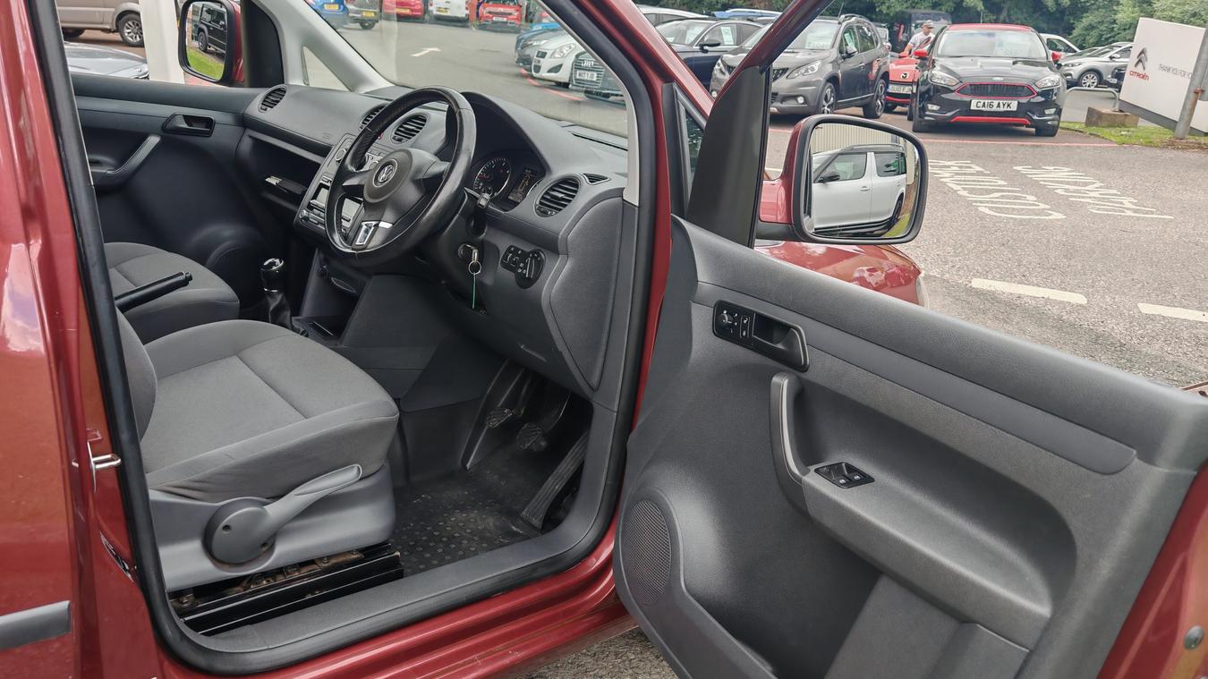 Used Volkswagen Caddy GJ64XTV 12