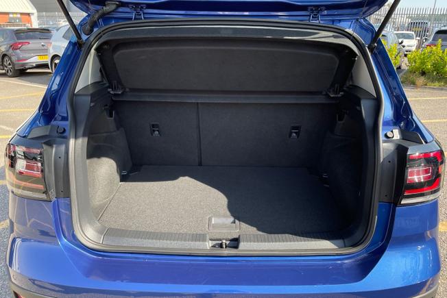 VOLKSWAGEN T-Cross Photo 9