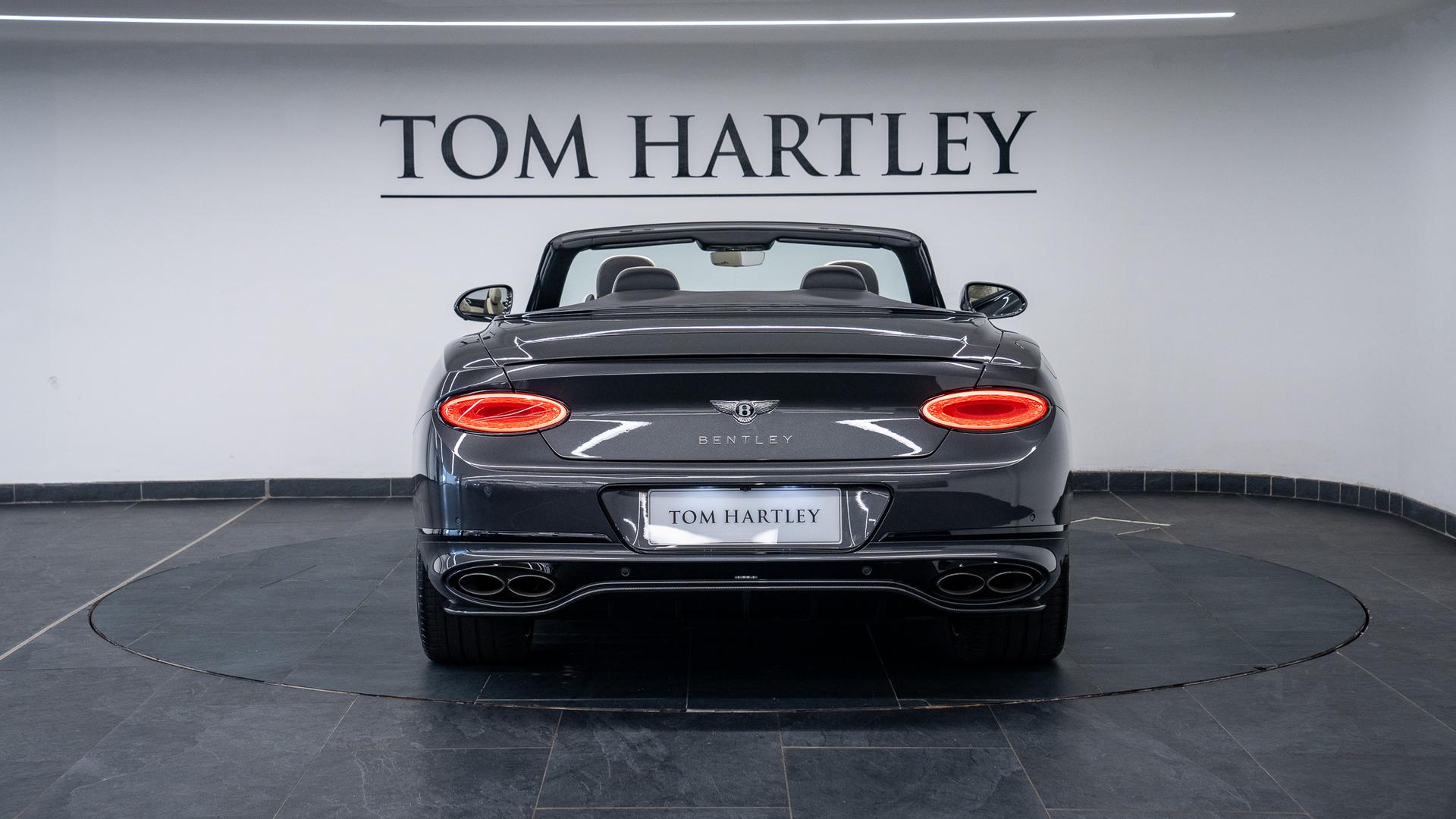 Bentley Continental Photo 9e22eb07-7ebc-4842-be30-1728aa5e9de3.jpg
