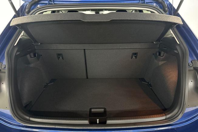 VOLKSWAGEN Polo Photo 12