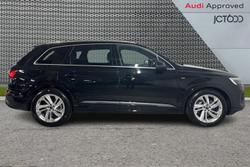 AUDI Q7 Photo 4