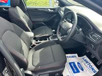 Ford Focus Photo 11