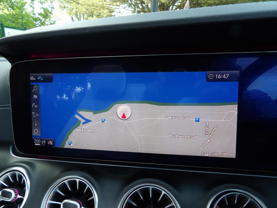 Used Mercedes-Benz E Class MH19LXL 26