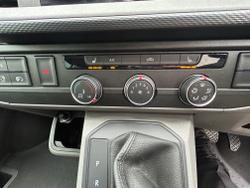 Volkswagen Transporter T6.1 Photo 26