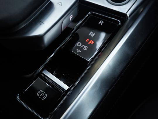 Audi e-tron Photo 9e876aeb-9dea-4874-8471-11cfdb7eaf1b.jpg