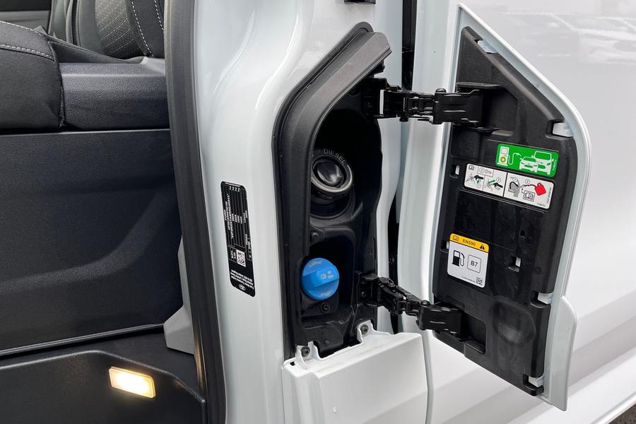 Ford TRANSIT CUSTOM Photo 9e8b15db-3687-4805-a200-815aecb1c562.jpg