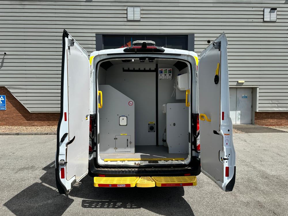 Ford Transit Photo 9ea5c30c-7147-4af8-b0bf-7a1a098e2089.jpg