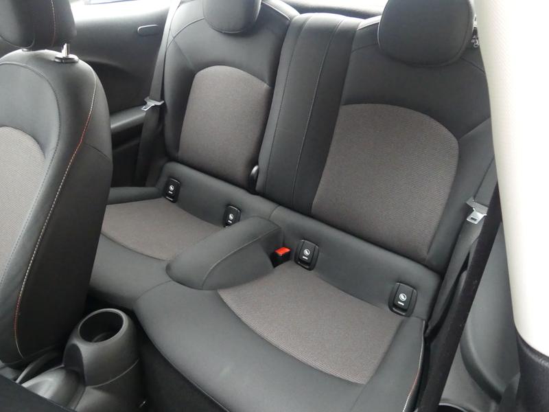 MINI Hatch Photo 9ea6ce0b-721e-4de2-b863-06e96c8e67fb.jpg