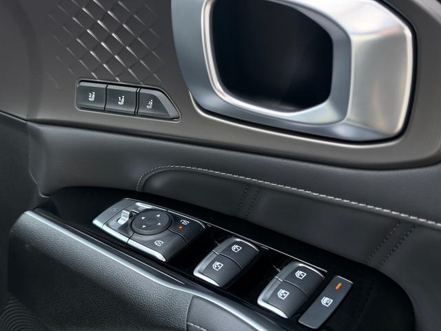 Kia Sorento Photo 9eb1b9d4-d5b7-4fe6-850f-2a52c985e3c3.jpg