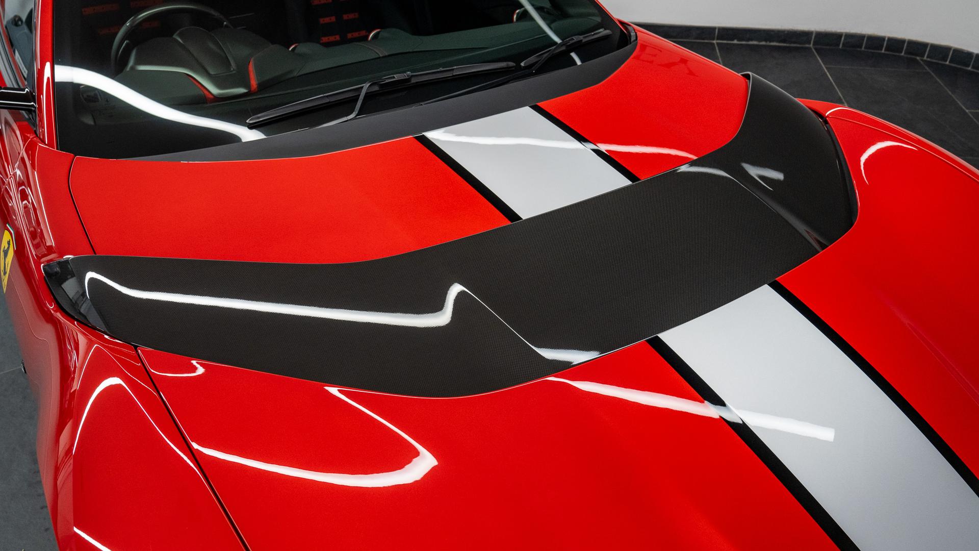 Ferrari 812 Photo 9ec28a8d-0cf9-4c3b-a1fa-31663747cffe.jpg
