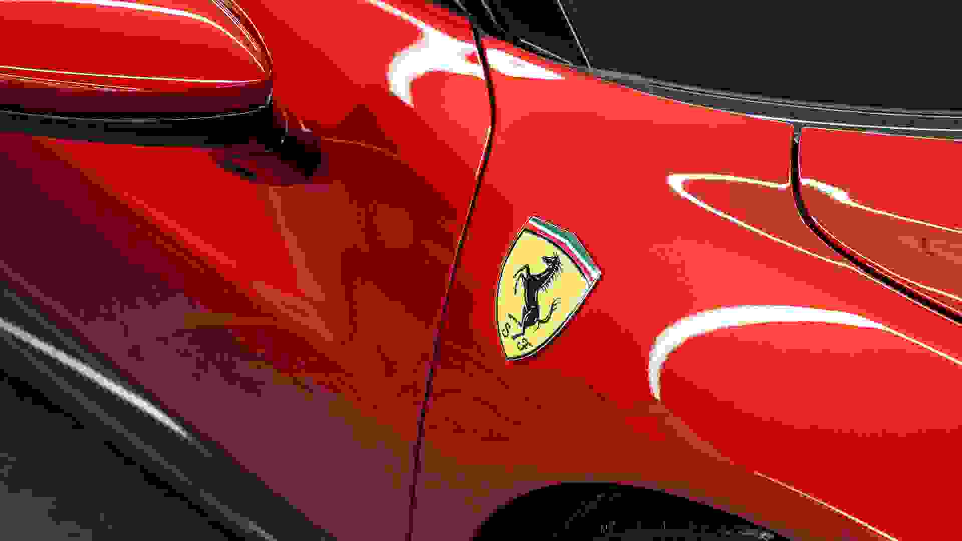 Ferrari 296 Photo 9ecd561e-81af-4766-98fa-f1e93afa5002.jpg