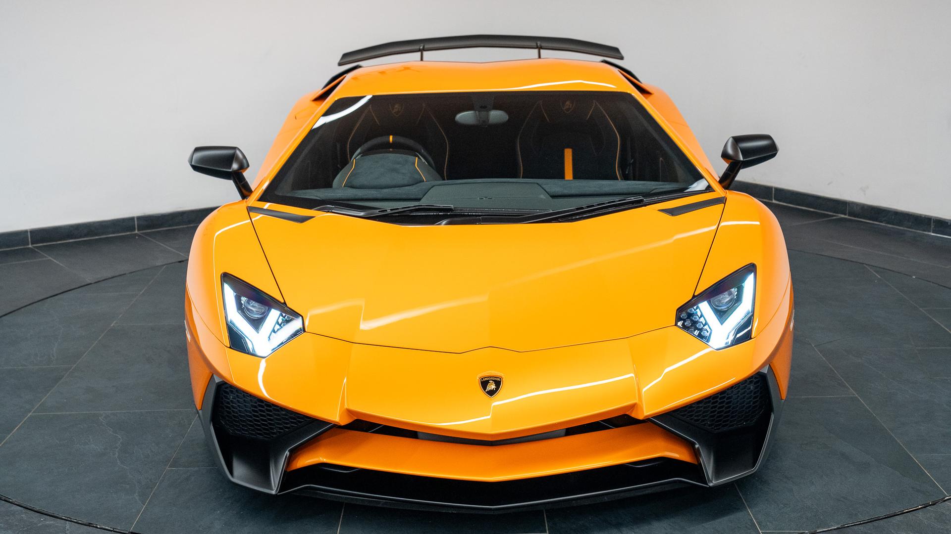 LAMBORGHINI Aventador Photo 9ed4d9db-de86-4bae-8fd6-53d19746769d.jpg