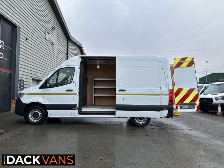 Mercedes-Benz Sprinter 2.1 314 CDI Chassis Cab 2dr Diesel Manual RWD L3 Euro 6 (s/s) (143 ps)
