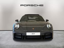 PORSCHE 911 Photo 2