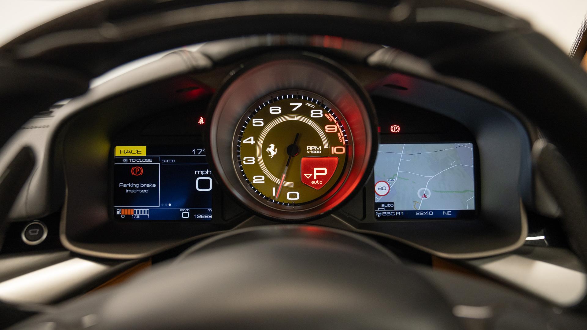 Ferrari F12 Photo 9efc46ee-d0e1-406c-b57f-bfe6fb7e6d18.jpg
