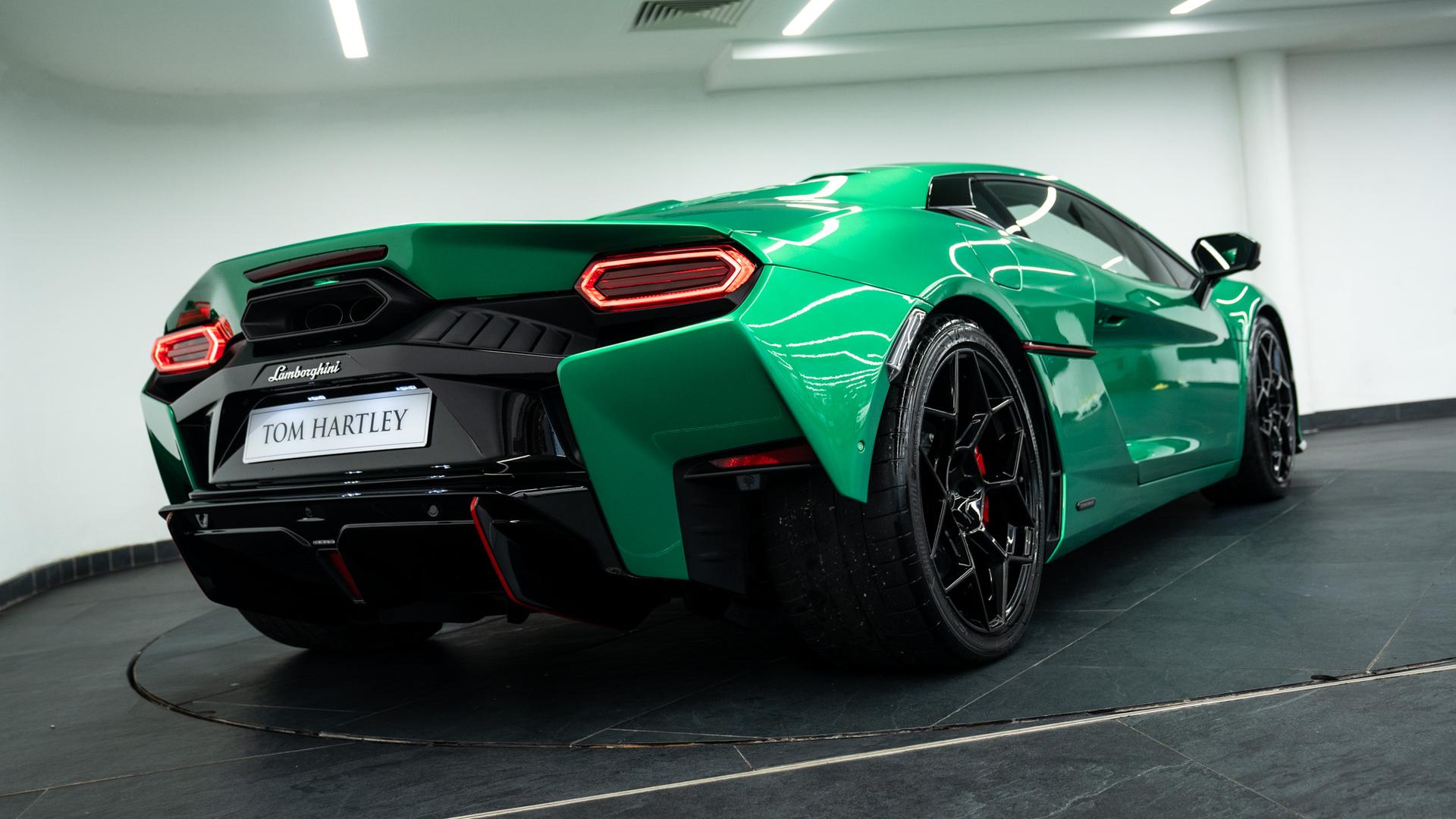 LAMBORGHINI Temerario Photo 9f03bde0-140b-42f0-8493-5995599ebd4c.jpg