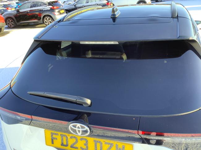 Toyota Yaris Cross Photo 9f0a7c6a-25c5-4ac7-9eb0-f56a00428060.JPG