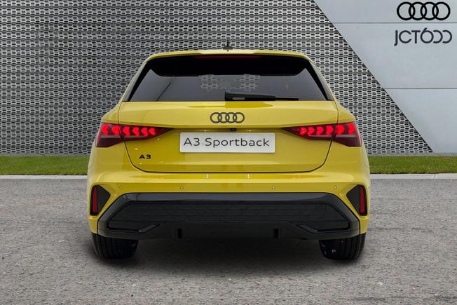 AUDI  A3 Photo 7