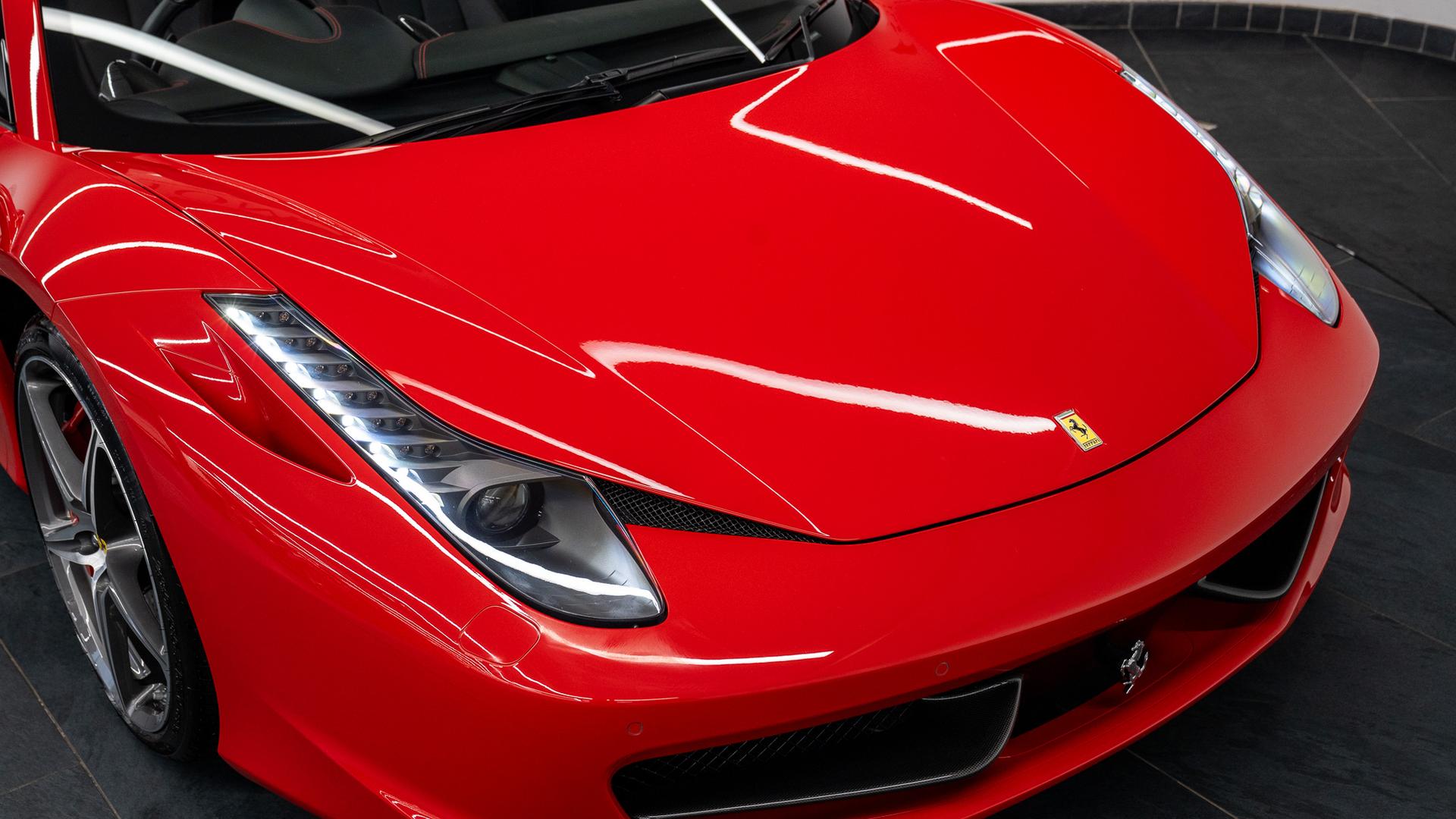 Ferrari 458 Photo 9f1c1119-ff88-48d0-9620-573e9d02c59b.jpg
