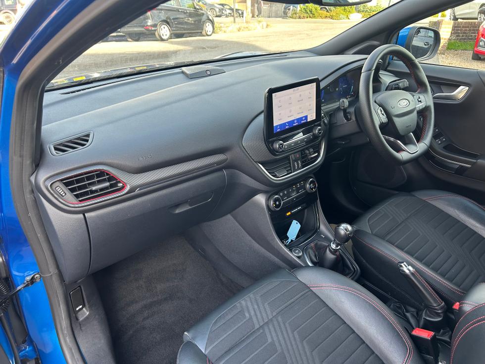 Ford Puma Photo 9f1c56ef-f555-49b5-90b8-bc1ec4062461.jpeg