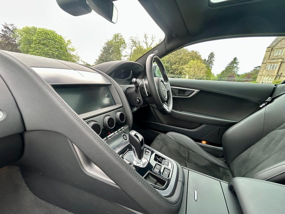 Used Jaguar F-Type F25LMD 29