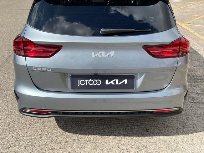 KIA Ceed Photo 25