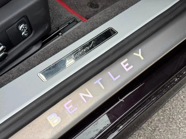 BENTLEY Continental Photo 22
