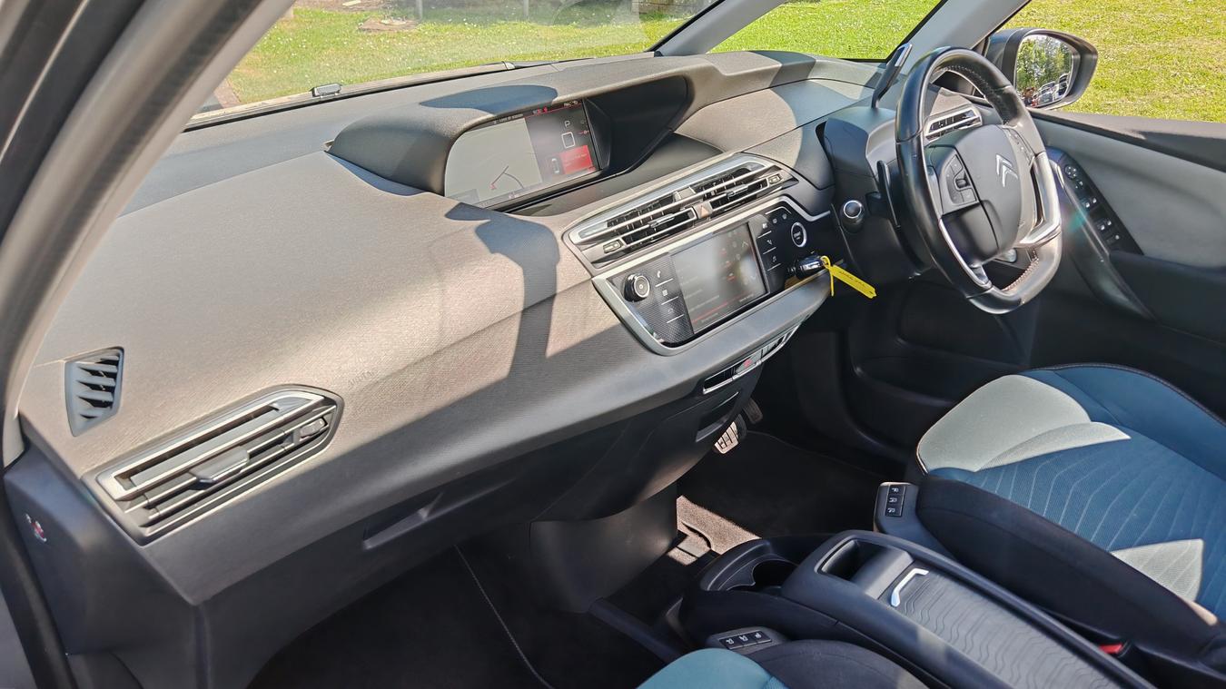 Used Citroen C4 Picasso WX66VYU 23