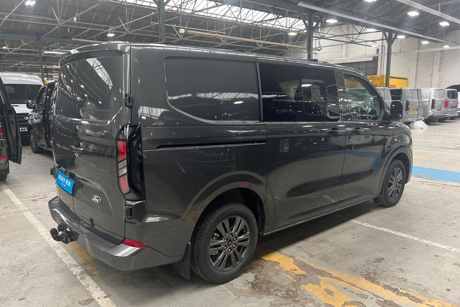 Used Ford TRANSIT CUSTOM LL75RVK 24