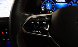 Volkswagen GOLF Photo 10