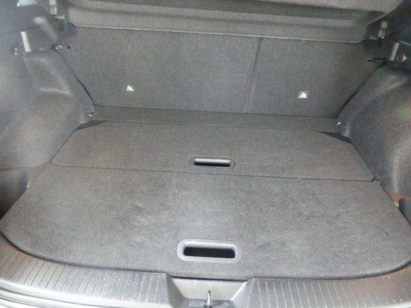 Nissan Qashqai Photo 9f5483c0-2a0a-4cbd-8850-2de653c58405.jpg