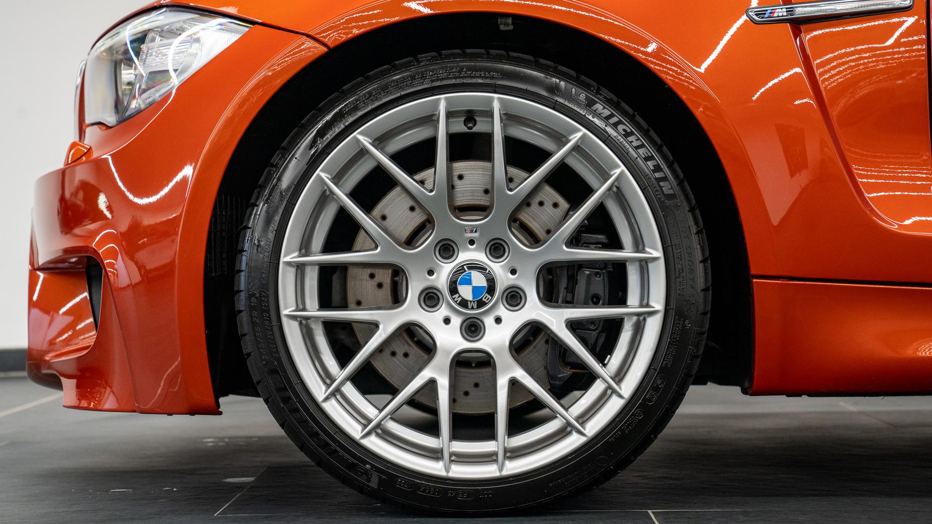 BMW 1M Photo 9f5874e4-3921-4088-b706-96f5a954ce7a.jpg