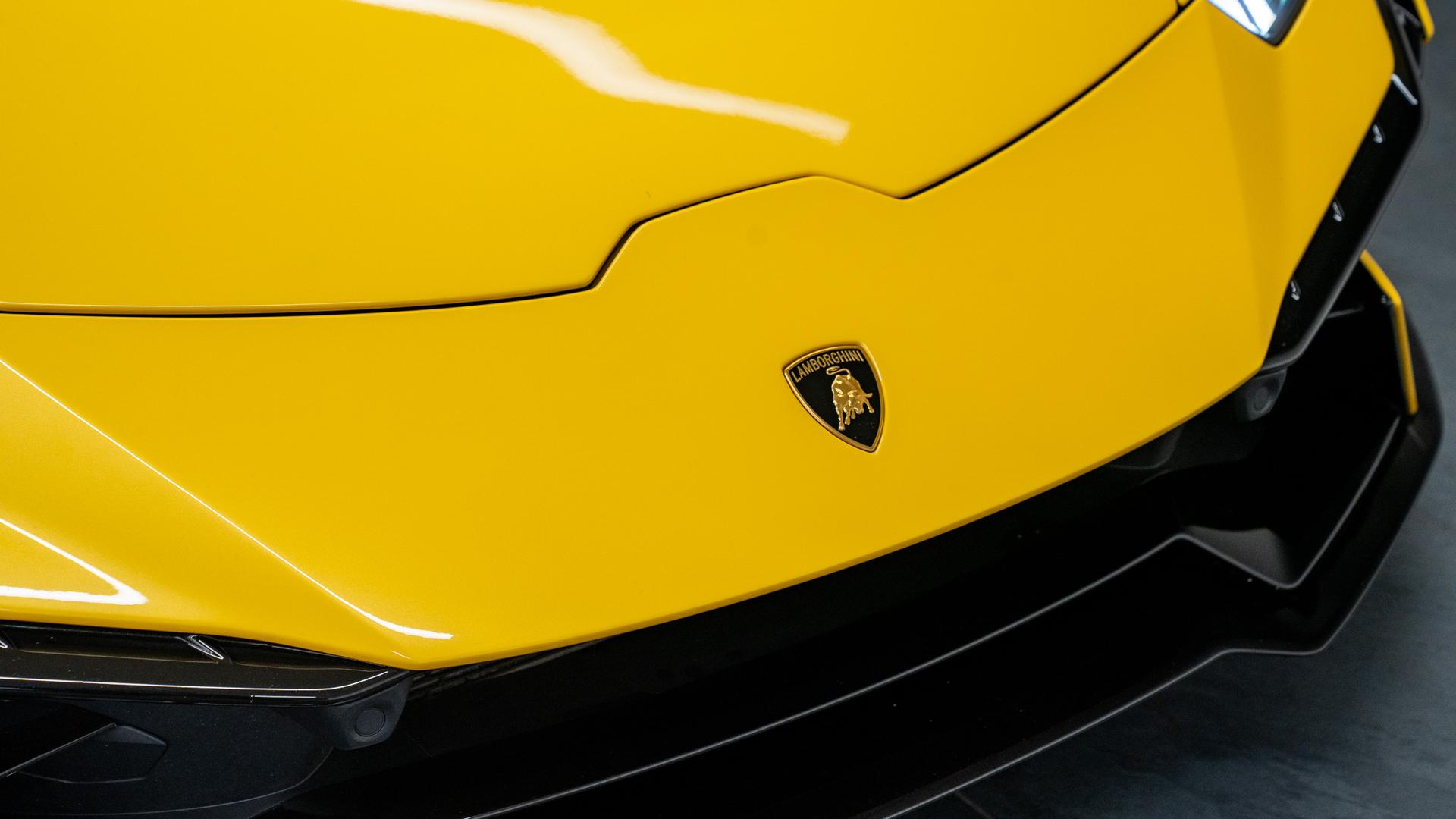 LAMBORGHINI Huracan Photo 9f61cb20-ea0a-47df-ad2c-808a58140c2f.jpg