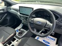 Ford Focus Photo 12