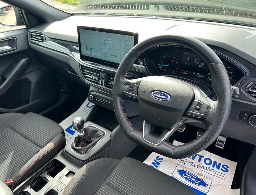 Ford Focus Photo 9f641101-db4d-40f7-b44f-4148b7ba4e28.jpg