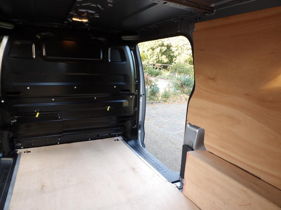 Used Vauxhall Vivaro WV22FLP 13