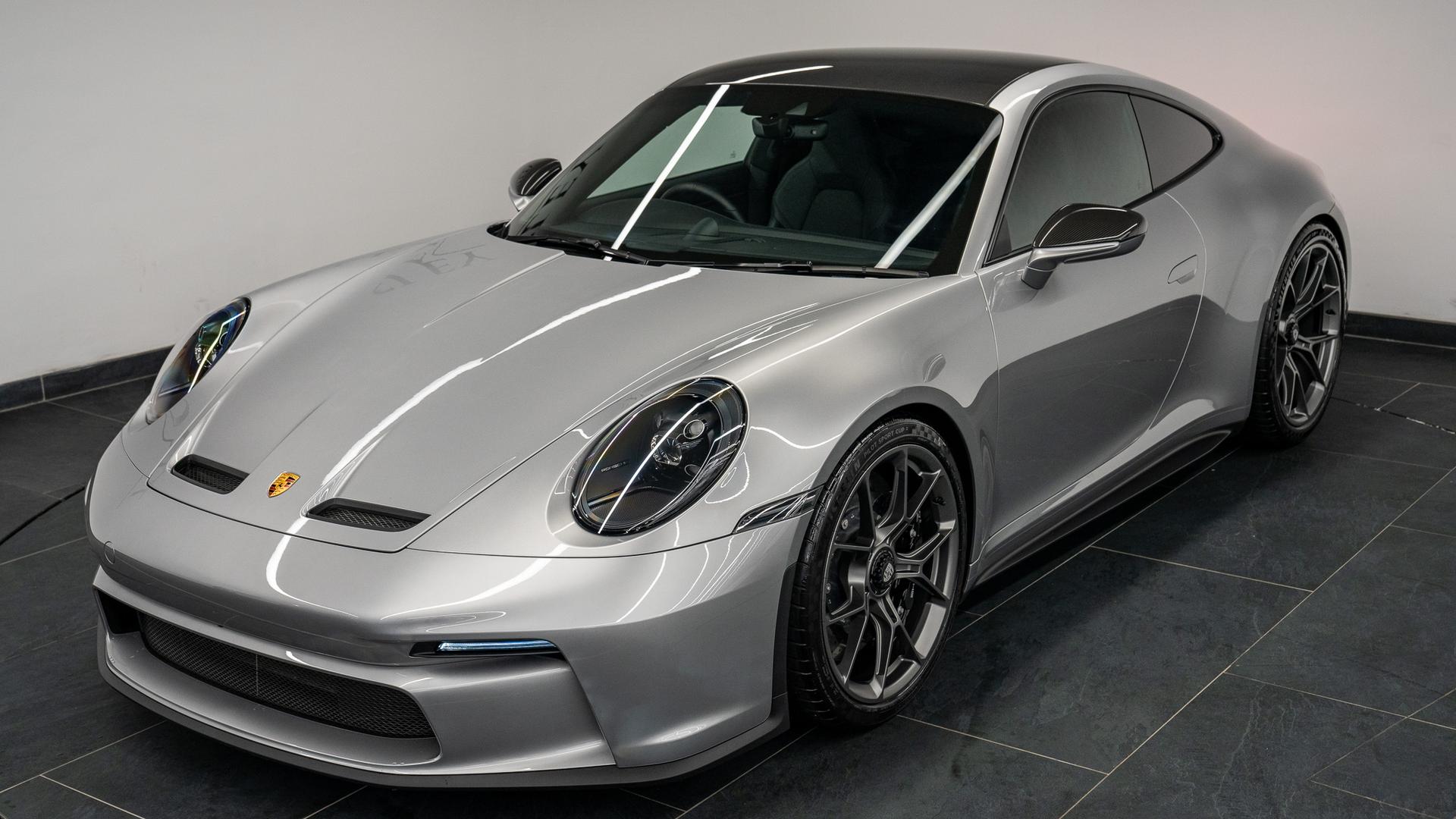 Porsche 911 Photo 9f76ce3b-49c2-442e-a4bf-252f2c70b5f0.jpg