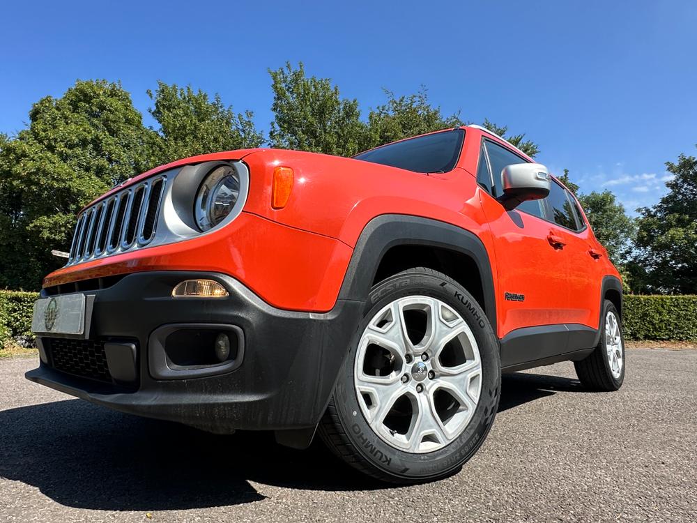 Used Jeep Renegade LW17YWJ 12