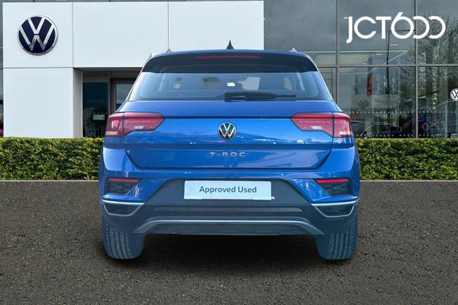 Volkswagen T-Roc Photo 7