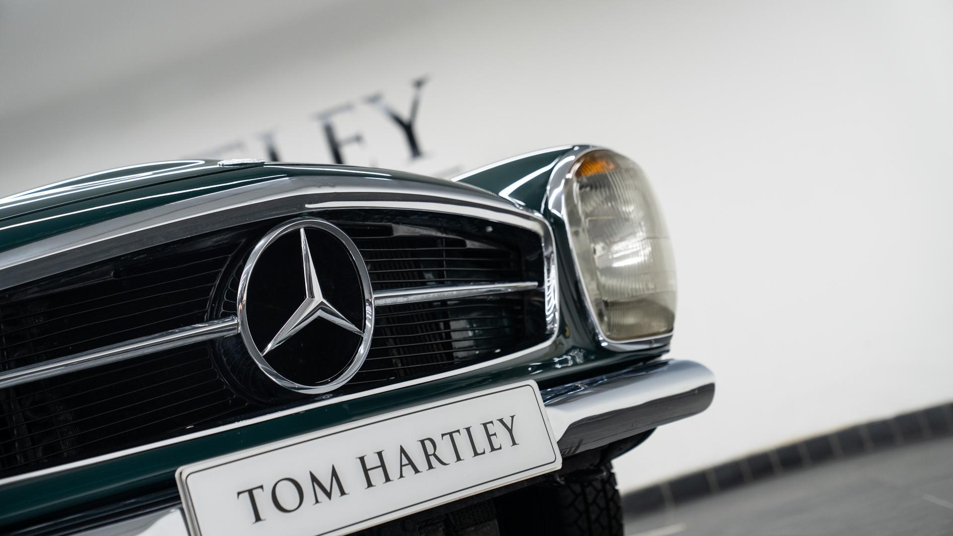 Mercedes-Benz 280 SL Photo 9f9dddfa-579a-4185-bbb6-ebd4a74cbfbb.jpg