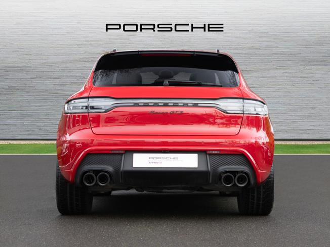 PORSCHE Macan Photo 7