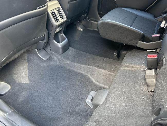 Honda HR-V Photo 9fc92fbd-fe4b-4060-96c2-54206ade6051.jpg