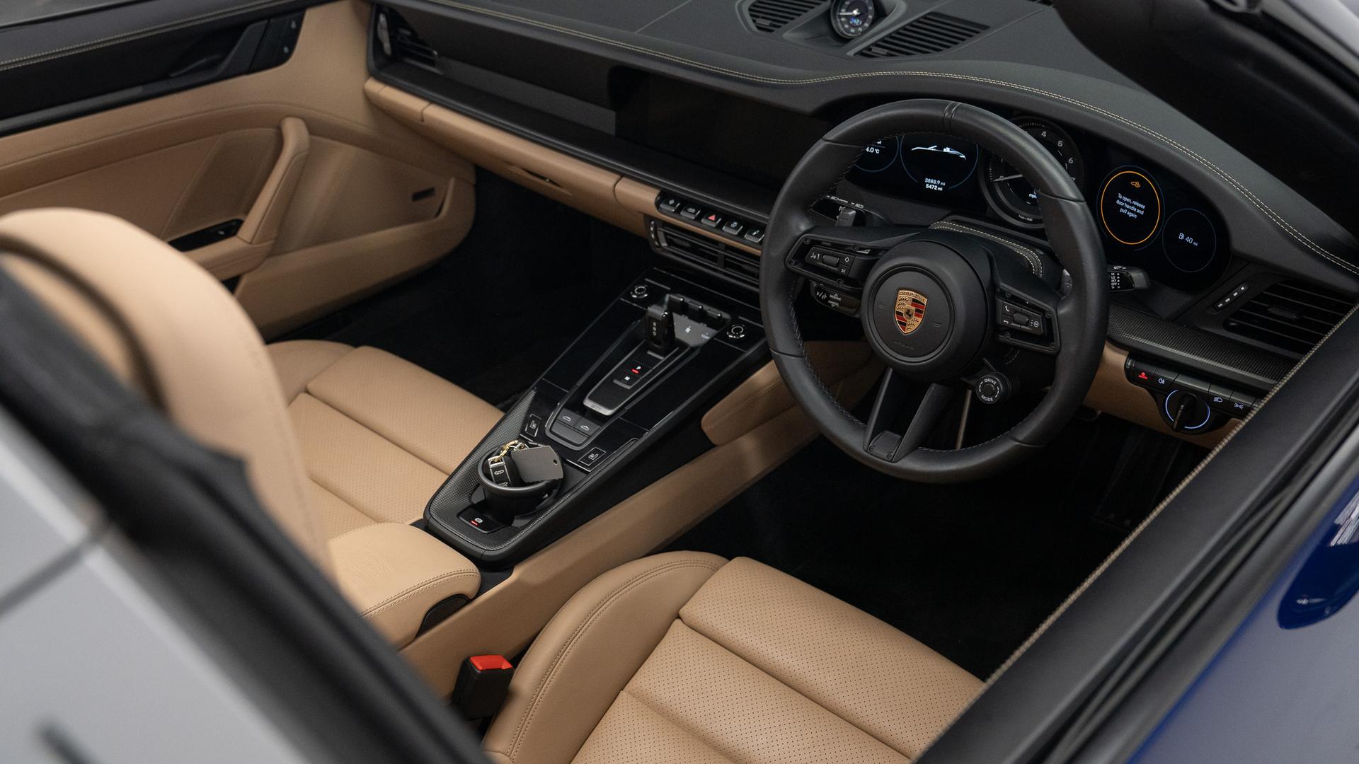 Porsche 911 Photo 9fd4b073-0add-4ede-87f2-db75a7e76c8e.jpg