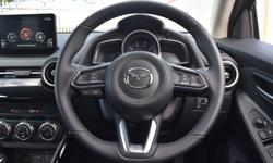 Mazda Mazda2 Photo 13