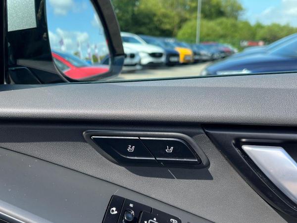 Kia Niro Photo 9ff24b44-b887-4f3c-8363-fc82d8adb654.jpg